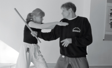 Krav Maga, Selbstverteidigung für Frauen und Männer